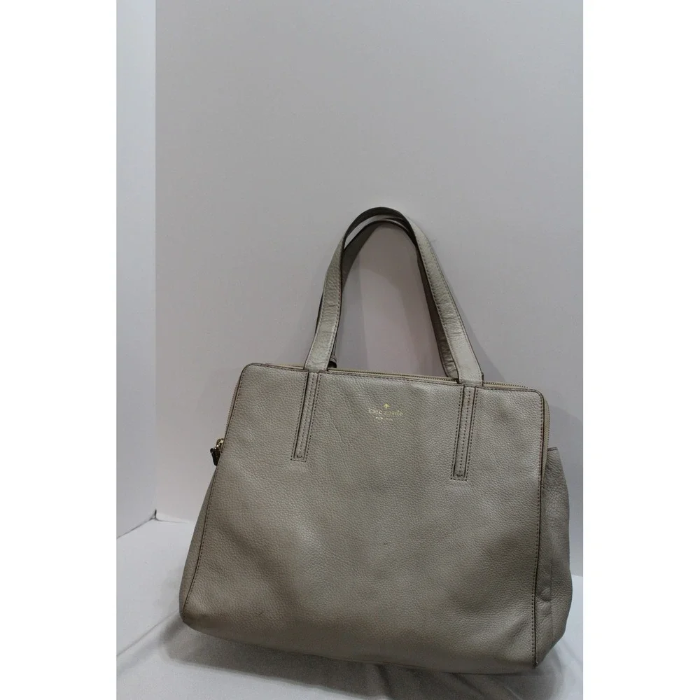Kate Spade New York Light Gray Pebbled Leather Triple Compartment Tote Bag
